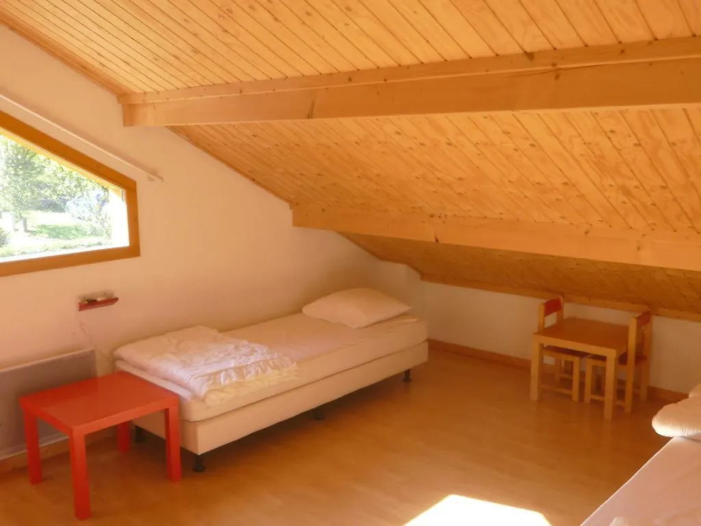Spacious Chalet Near The Ski Area Saint-Jean-dʼAulps