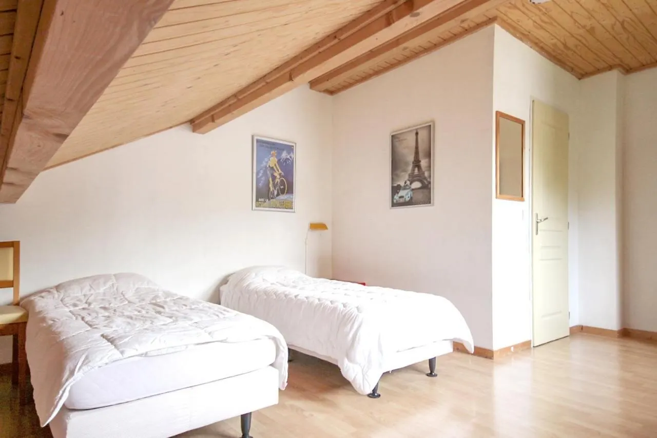 Spacious Chalet Near The Ski Area Saint-Jean-dʼAulps 0*,